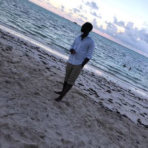 Meet your Posher, Alonzo